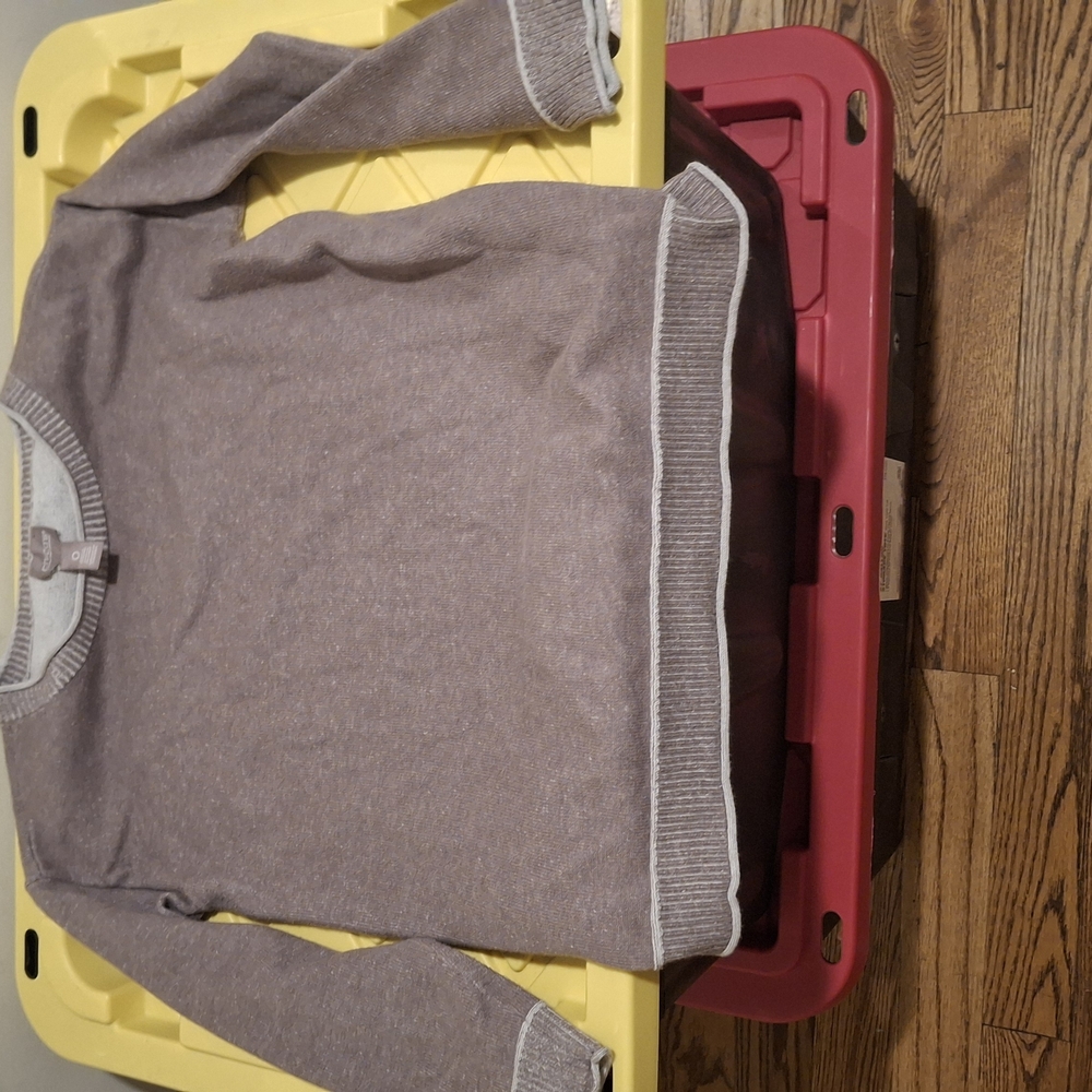 Super Soft Chico's Women's Grey Brown Sweater